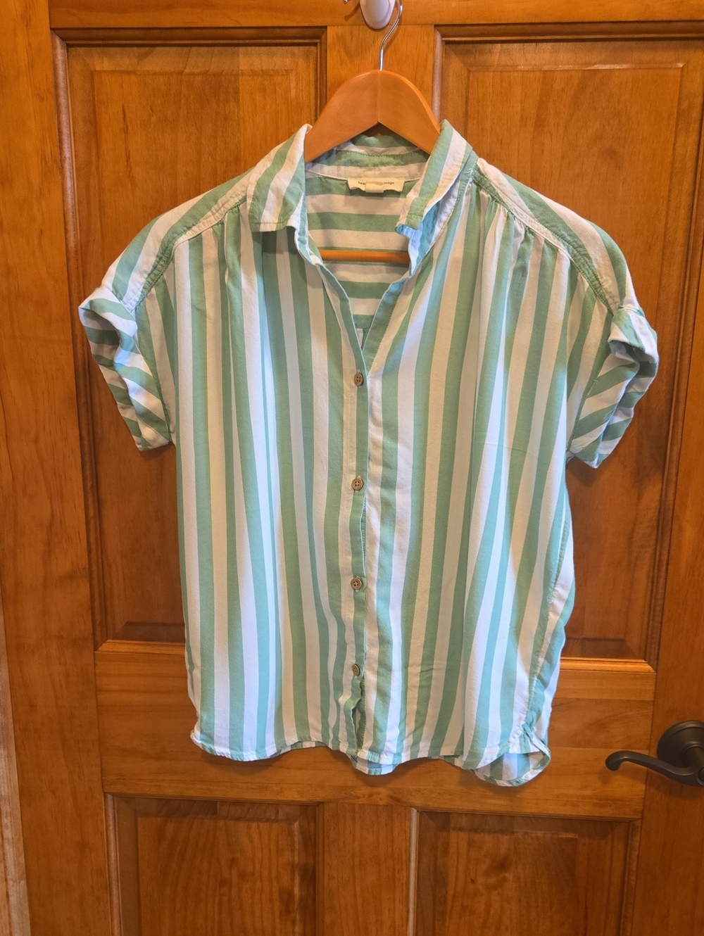 Casual Womens  Mint & White Striped Button-Up Shirt Short Sleeves Size S